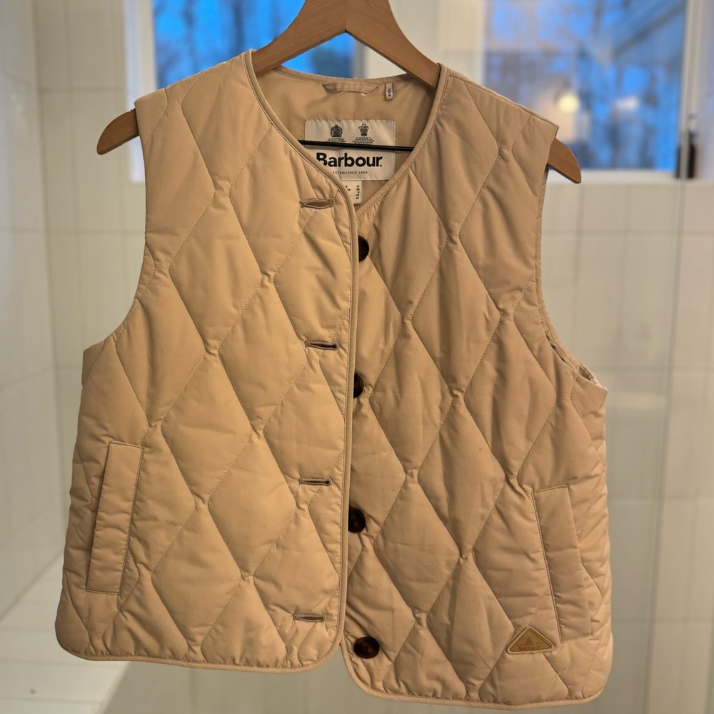 Barbour Fernanda Light Tan Quilted Liner Vest
